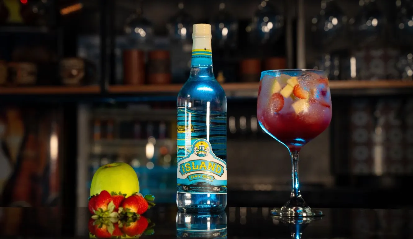 Island Dry Gin 27 (ALTA) (Medium)